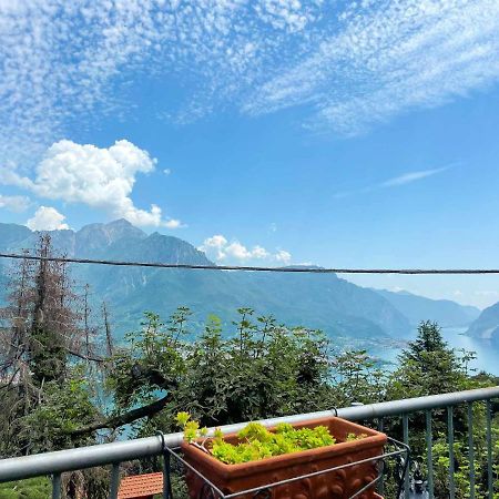 La Gioiosa Apartment With Garden Terrace Civenna Екстер'єр фото