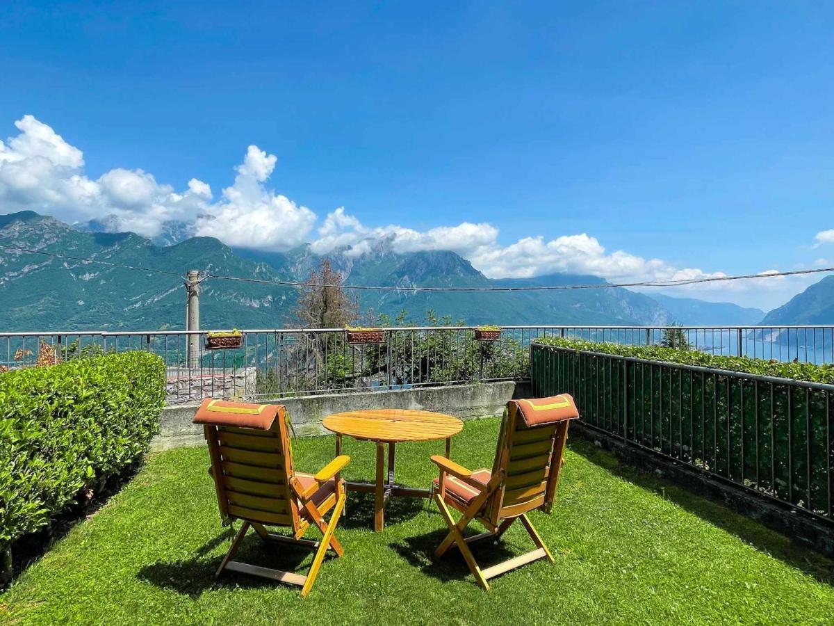 La Gioiosa Apartment With Garden Terrace Civenna Екстер'єр фото